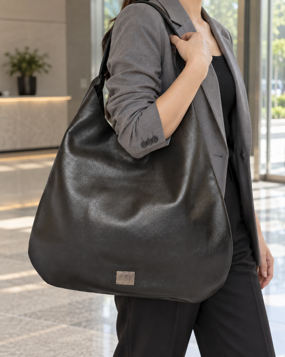 MAD LEATHER Aurelia Hobo