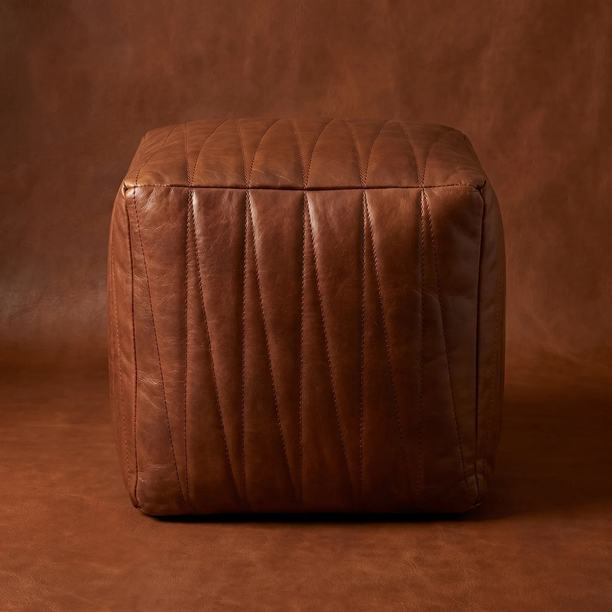 SQUARE POUF