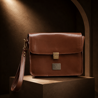 MAD LEATHER Viera Clutch